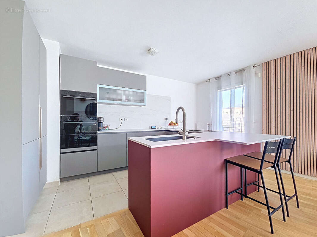 Appartement à RUEIL-MALMAISON