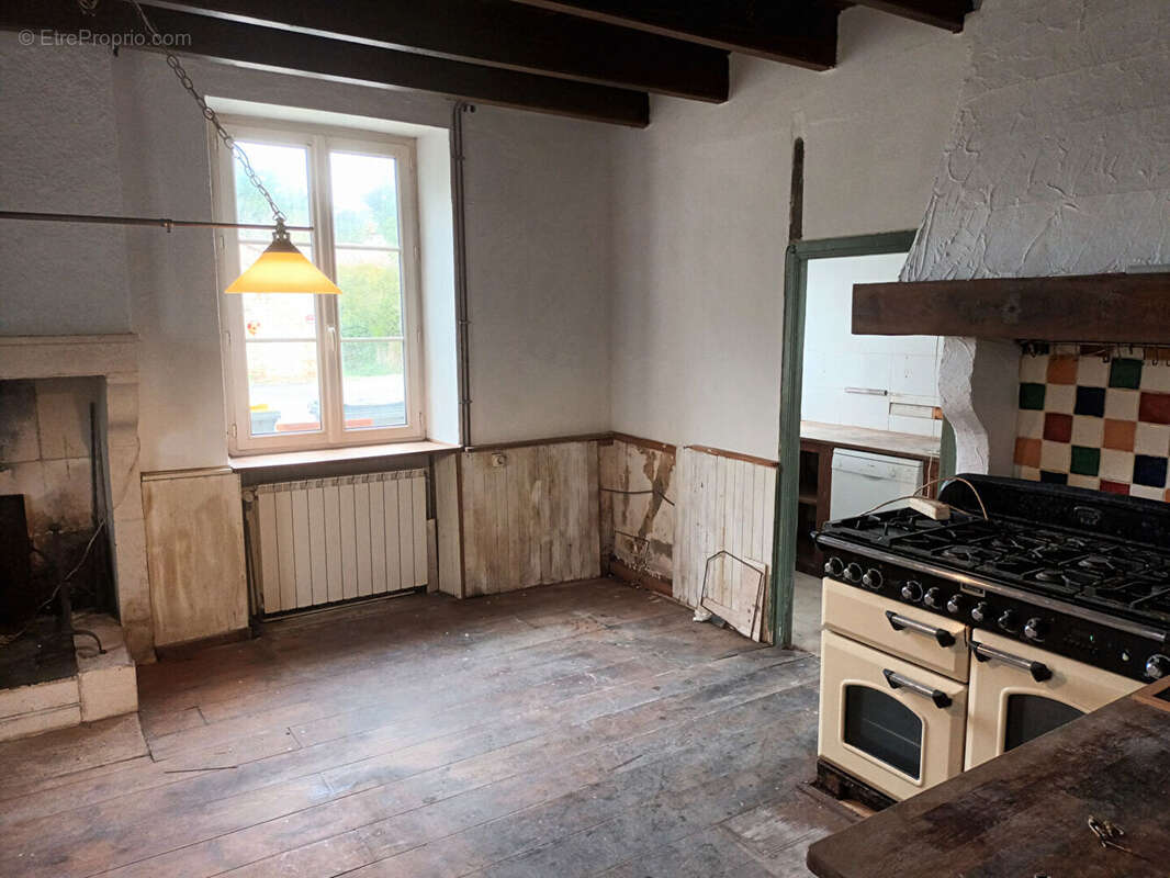 Maison à CHAMPAGNE-LE-SEC