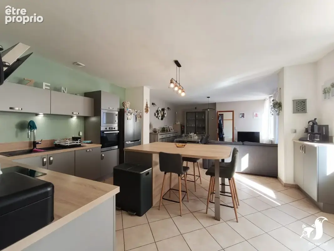 Maison à FONTAINE-AU-PIRE