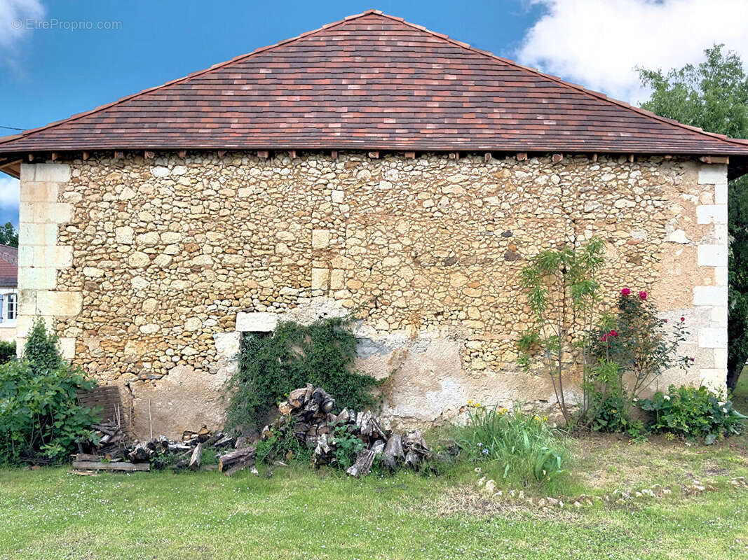 Maison à BEAURONNE