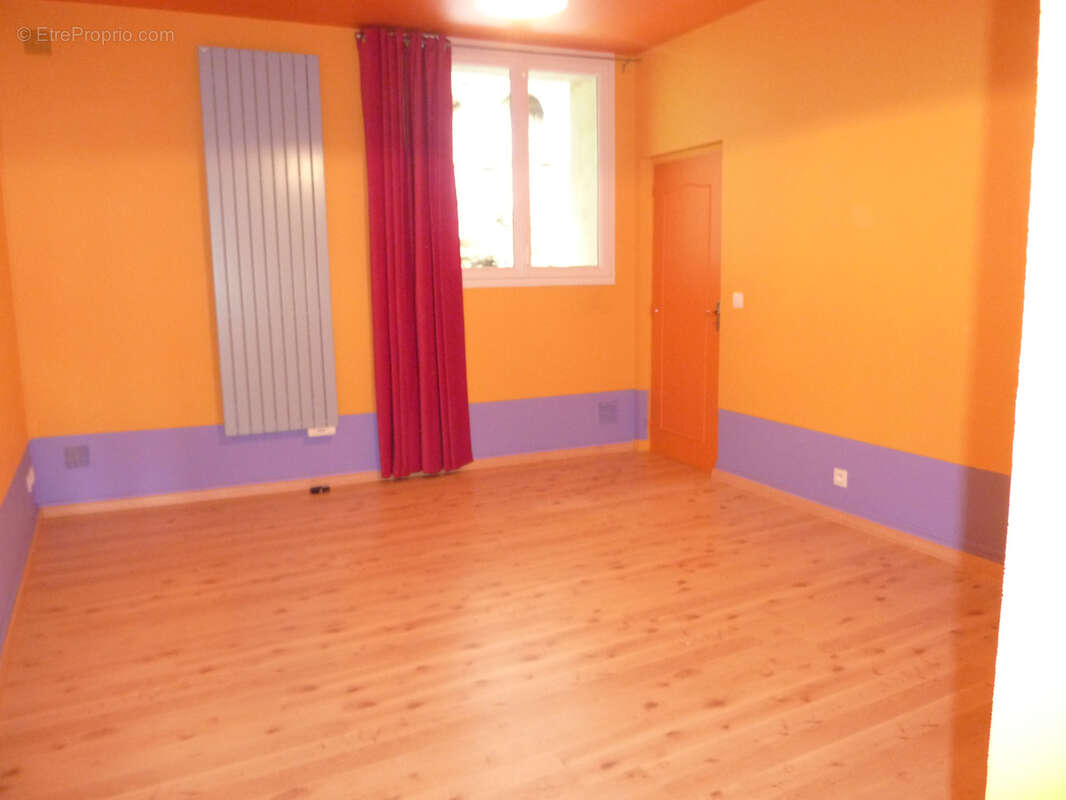 Maison à MONTMORILLON