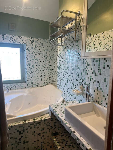 Maison à L&#039;ISLE-SUR-LA-SORGUE