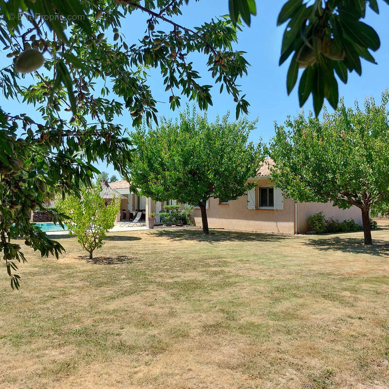 Maison à vendre 5 pièces CAMPSAS (82)avec garage attenant et double garage indépendant, piscine, terrasse couverte, puits, sur 2 - photo 18