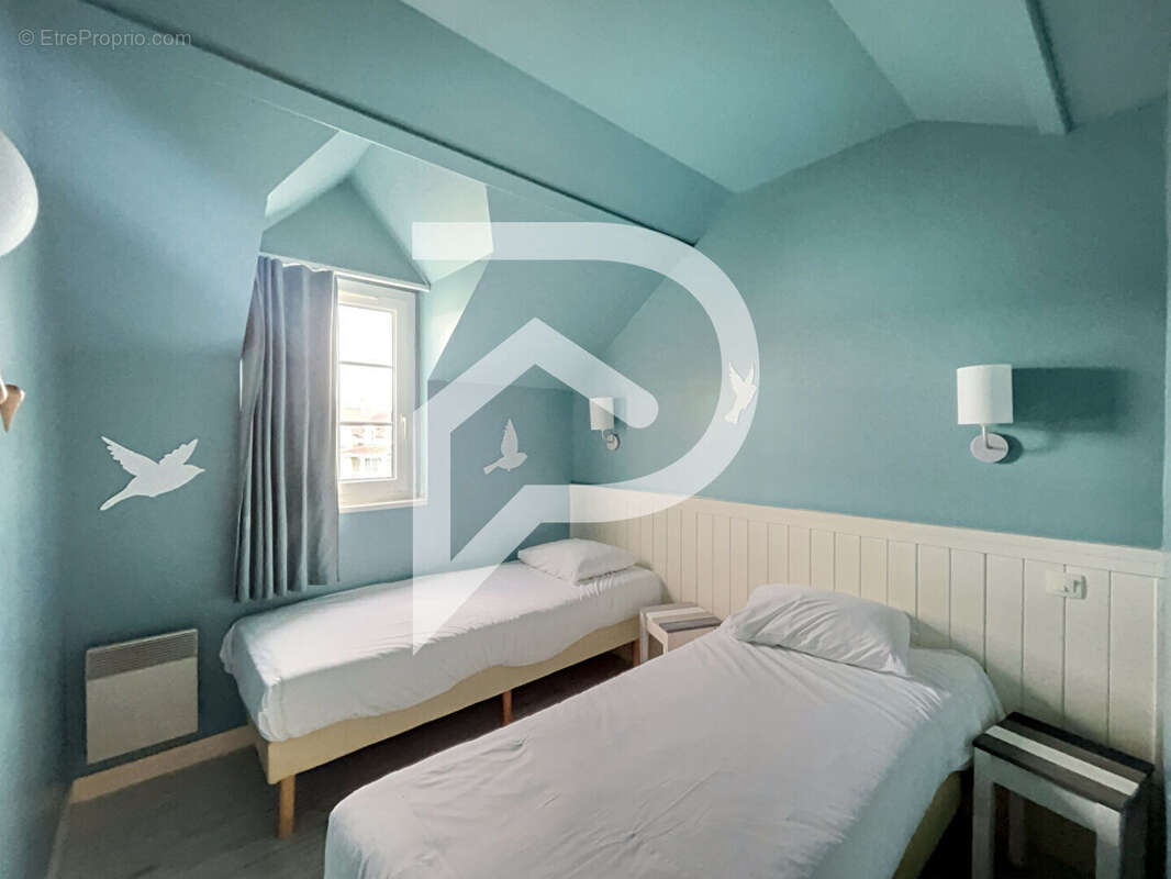 Maison à CHAMOUILLE