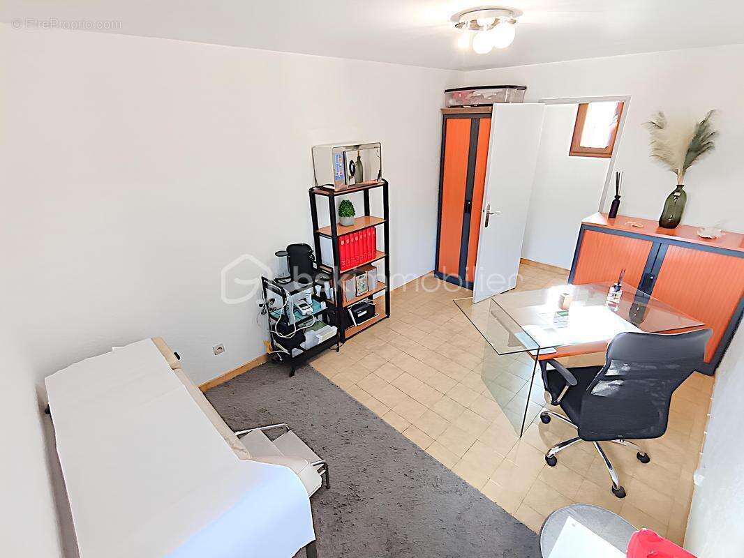 Commerce à LA SEYNE-SUR-MER