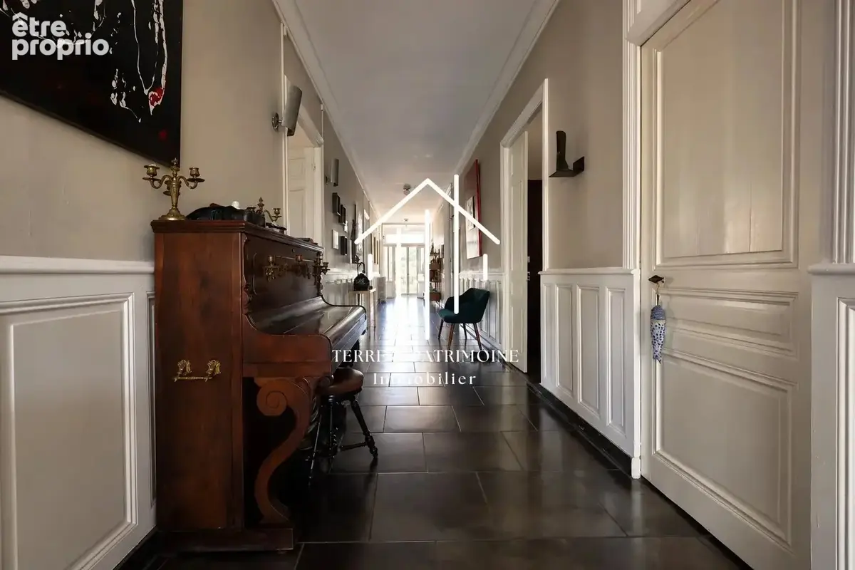 Maison de maître au cœur d’un parc de plus de 8 000 m² à Vals-les-Bains - photo 7