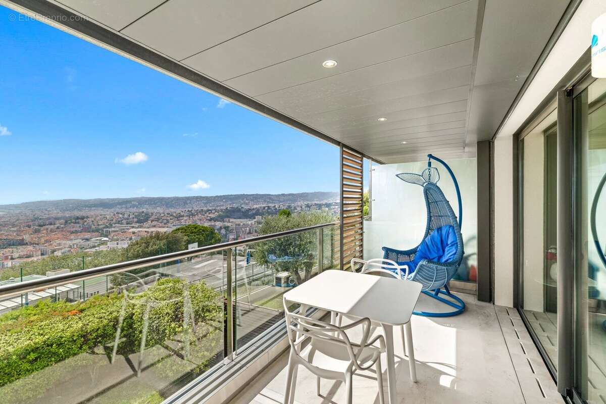 Nice vinaigrier – résidence de prestige "blanche de castille" – 3 pièces de 62 m² – vue mer panoramique & baie des anges – pisci - photo 3