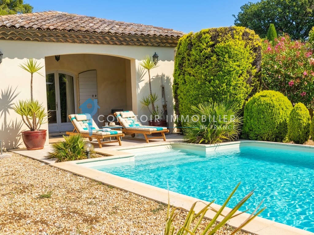 St remy de provence dpt (13)  a vendre propriete de 380m2 8 chambres , 2 piscines - photo 15