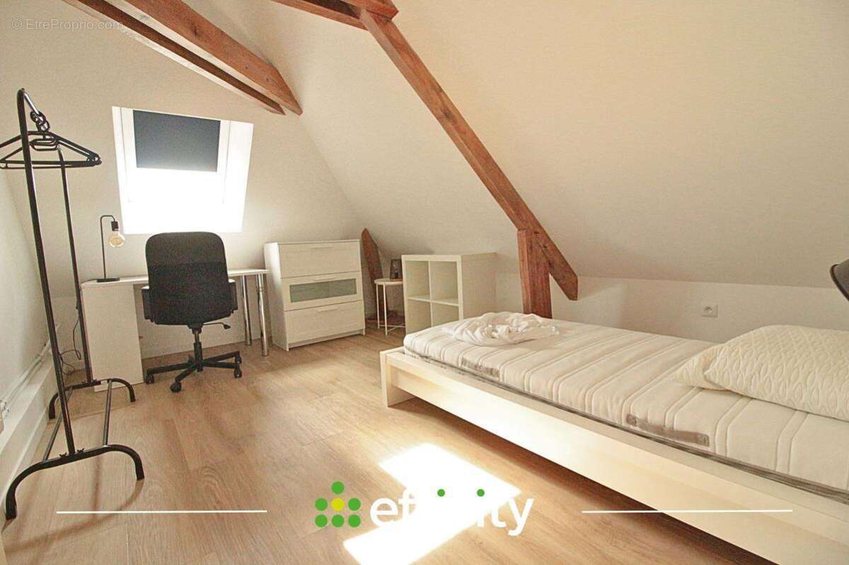Appartement 587 m² à Colombelles  - photo 3
