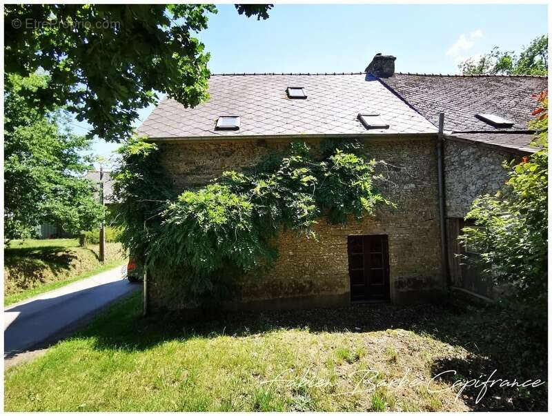 Maison à LOYAT