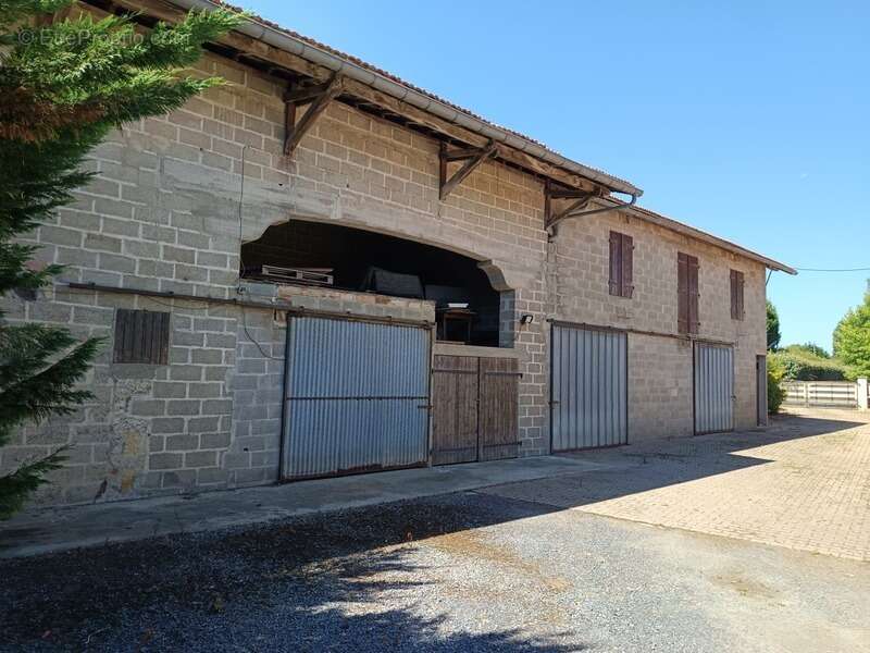Maison à AIRE-SUR-L'ADOUR