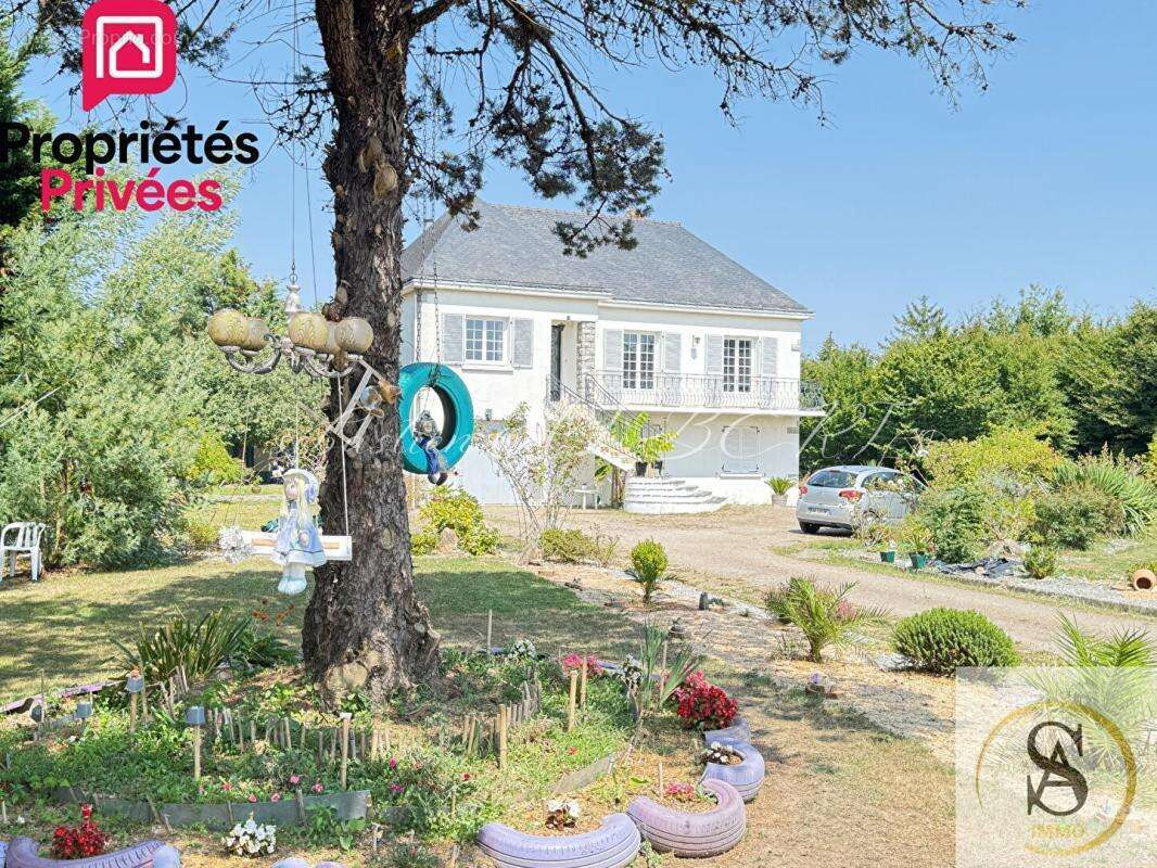 Maison à LE CELLIER