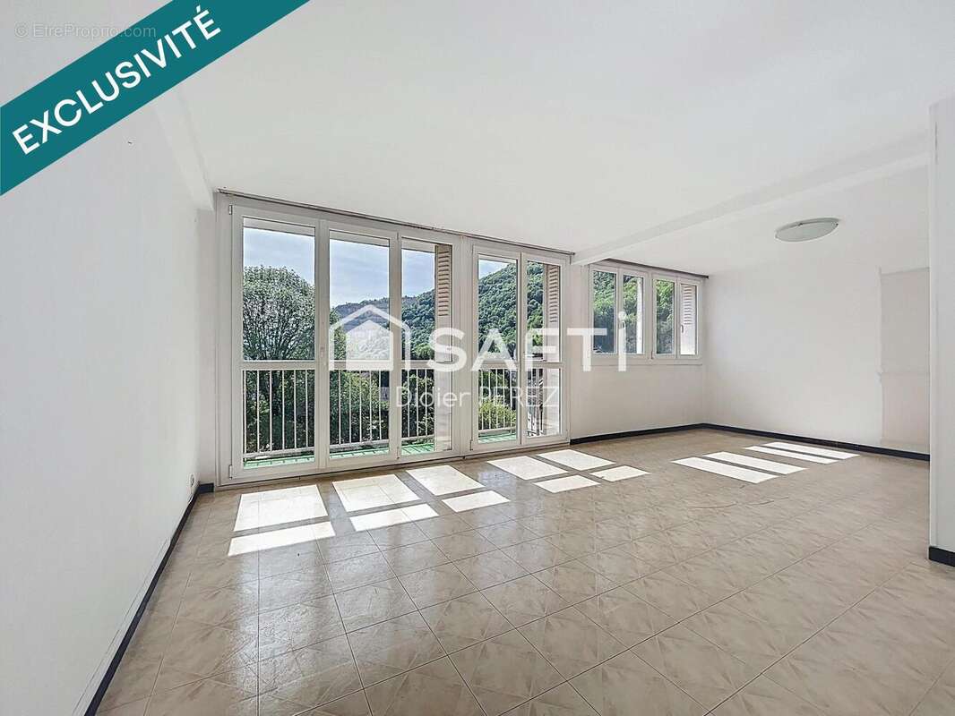 Photo 2 - Appartement à NOYAREY