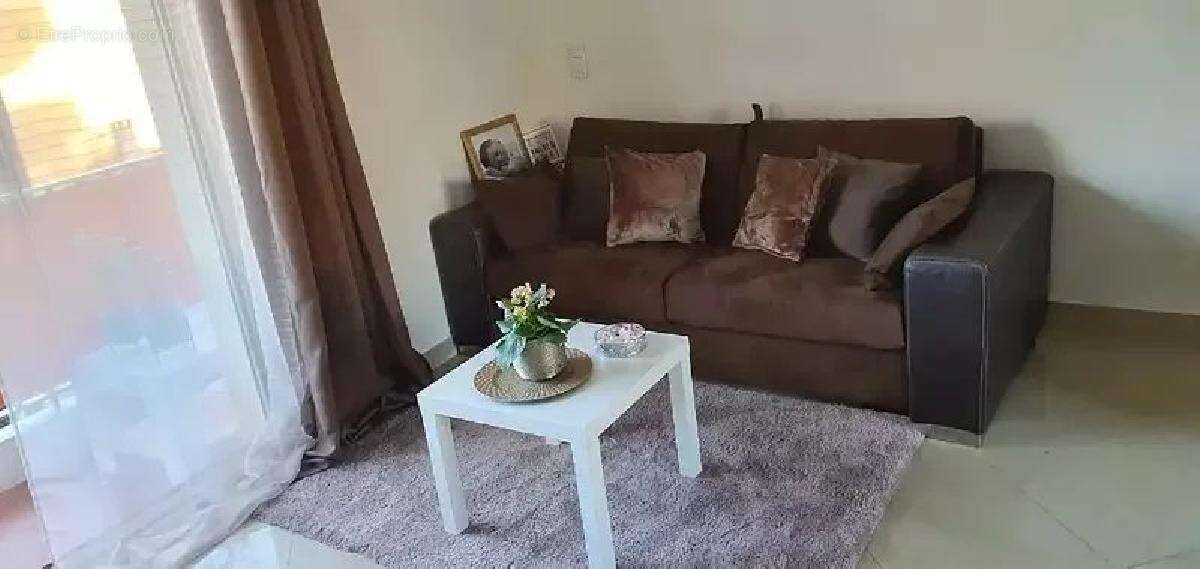 Appartement à LE CANNET