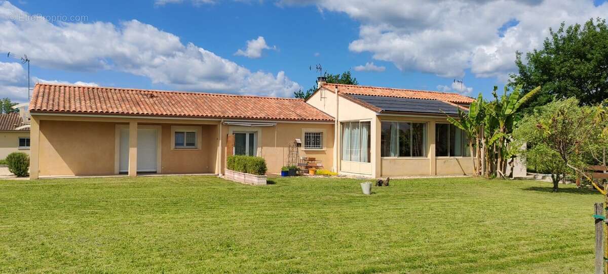 Maison à LAMONZIE-SAINT-MARTIN