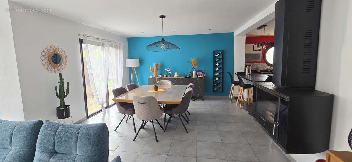 Maison à LE TREVOUX