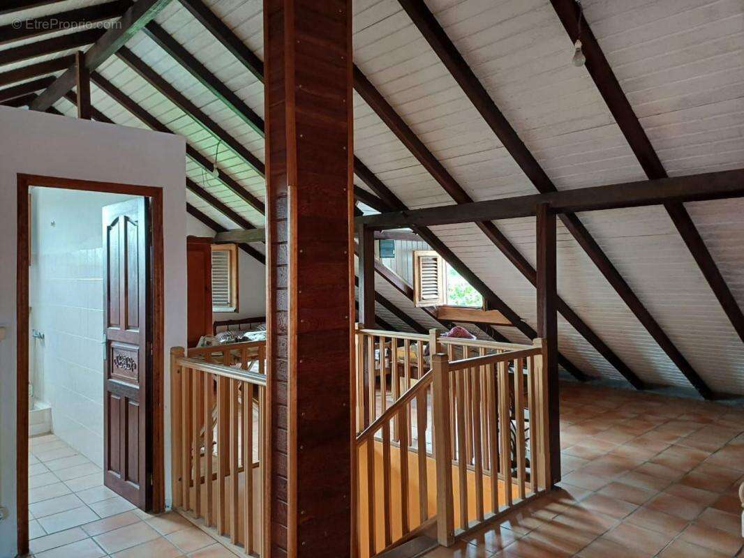 Maison à TERRE-DE-BAS