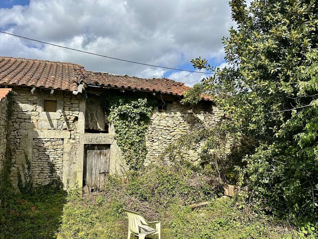 Maison à SAINT-CLAUD