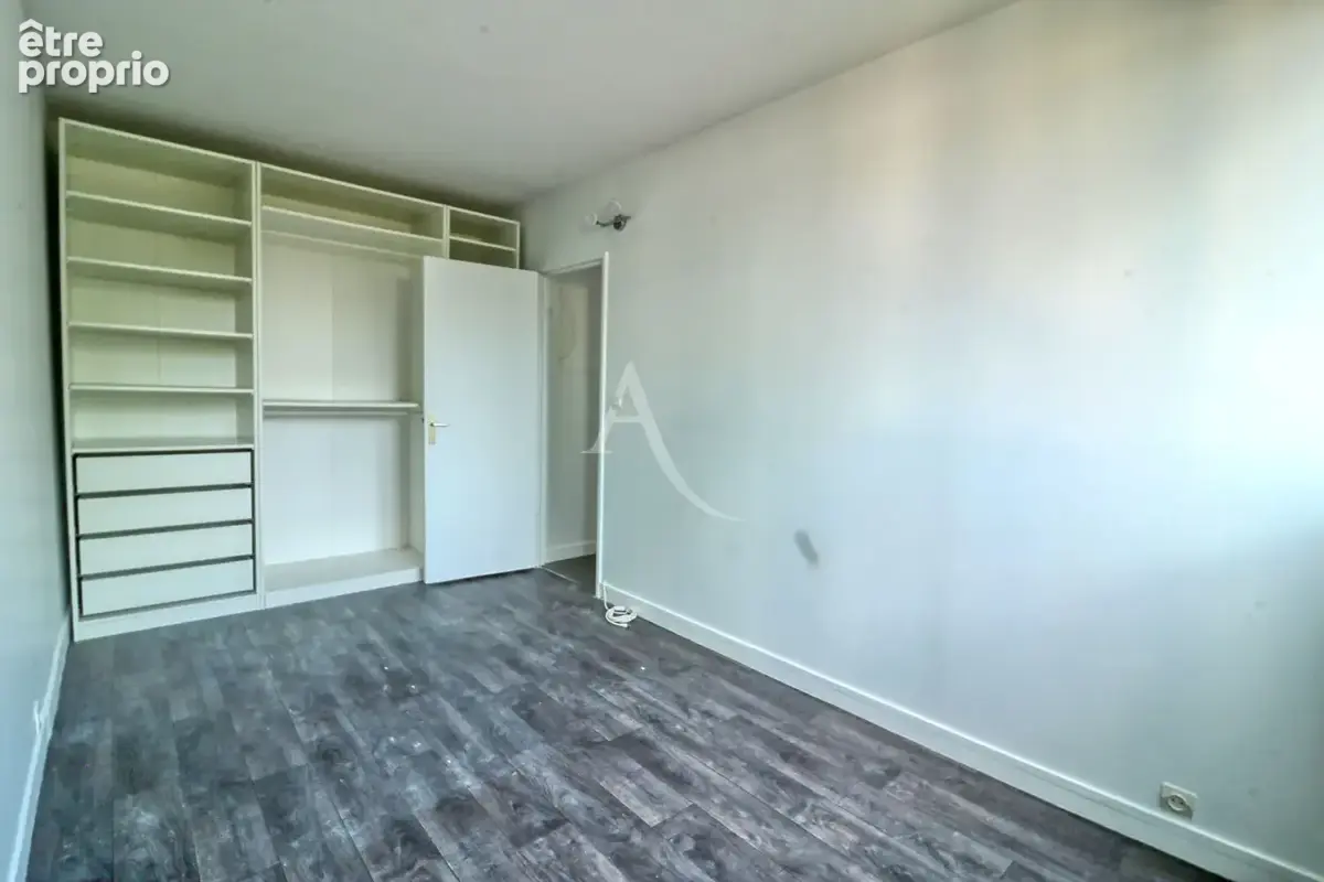 Appartement Fresnes 5 pièce(s) 2 chambres + bureau - RÉNOVATION ÉNERGÉTIQUE VOTÉE - photo 18