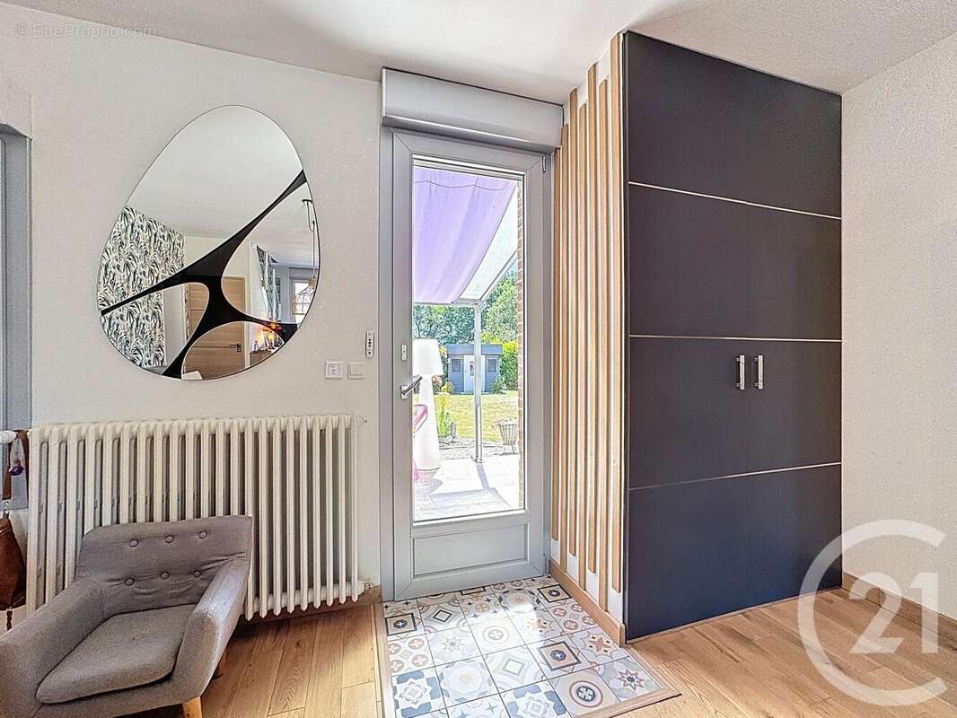 Maison à MENESTREAU-EN-VILLETTE