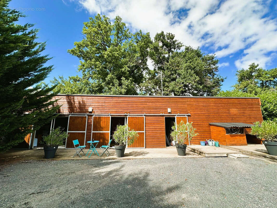 Maison à SAINT-YORRE