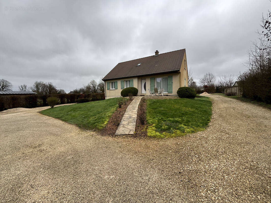 Maison à LAIGNES