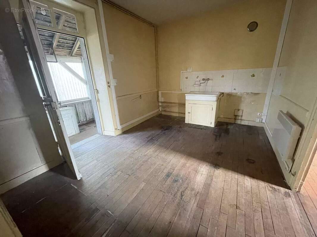 Maison à VILLEDIEU-SUR-INDRE