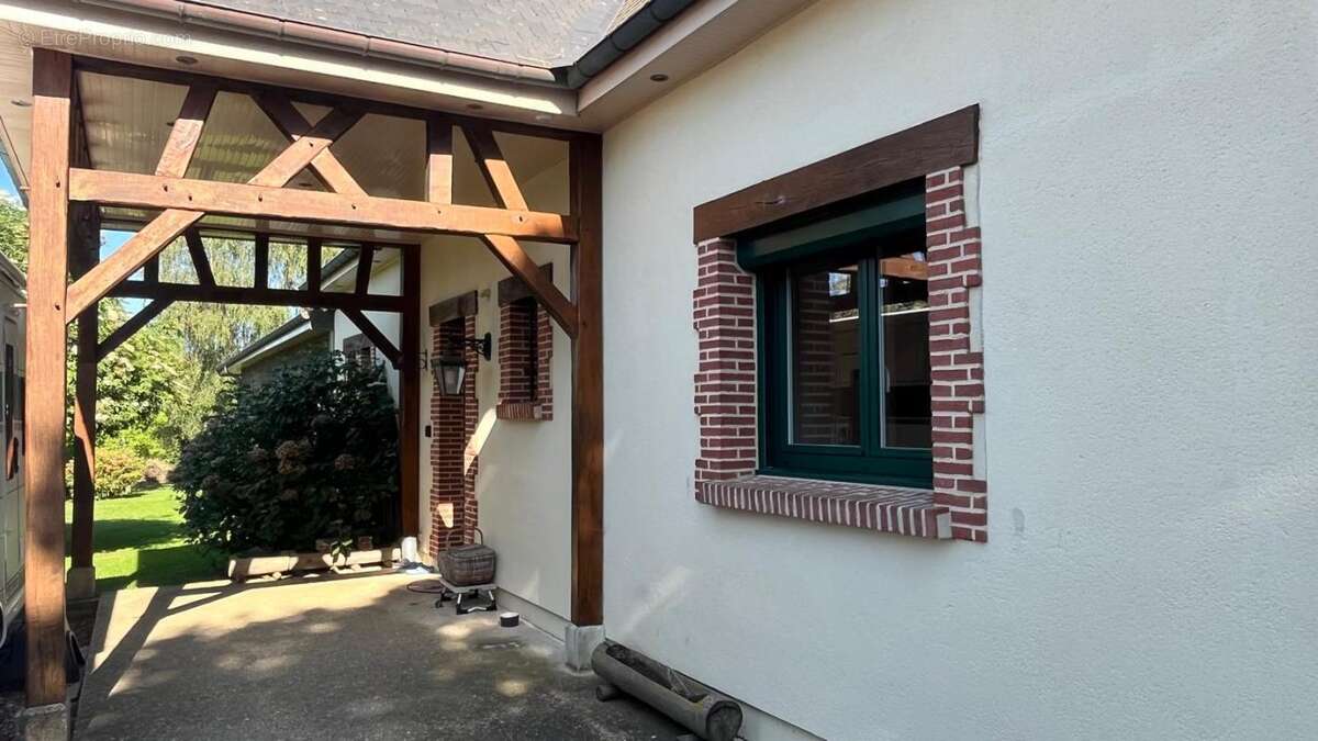 Maison familiale 4 chambres avec sous-sol, véranda, spa de nage et jacuzzi à proximité de Bourgth - photo 4