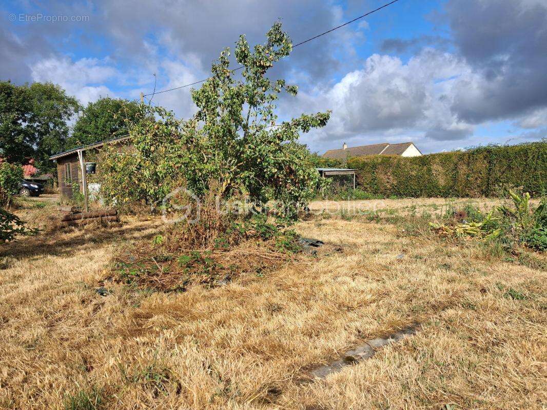 Terrain a batir de 1020 m² a le molay littry - photo 3