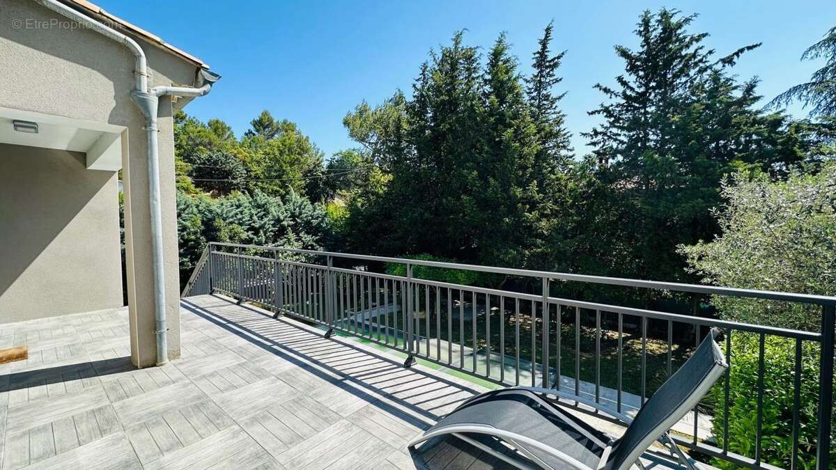 Maison à VAISON-LA-ROMAINE