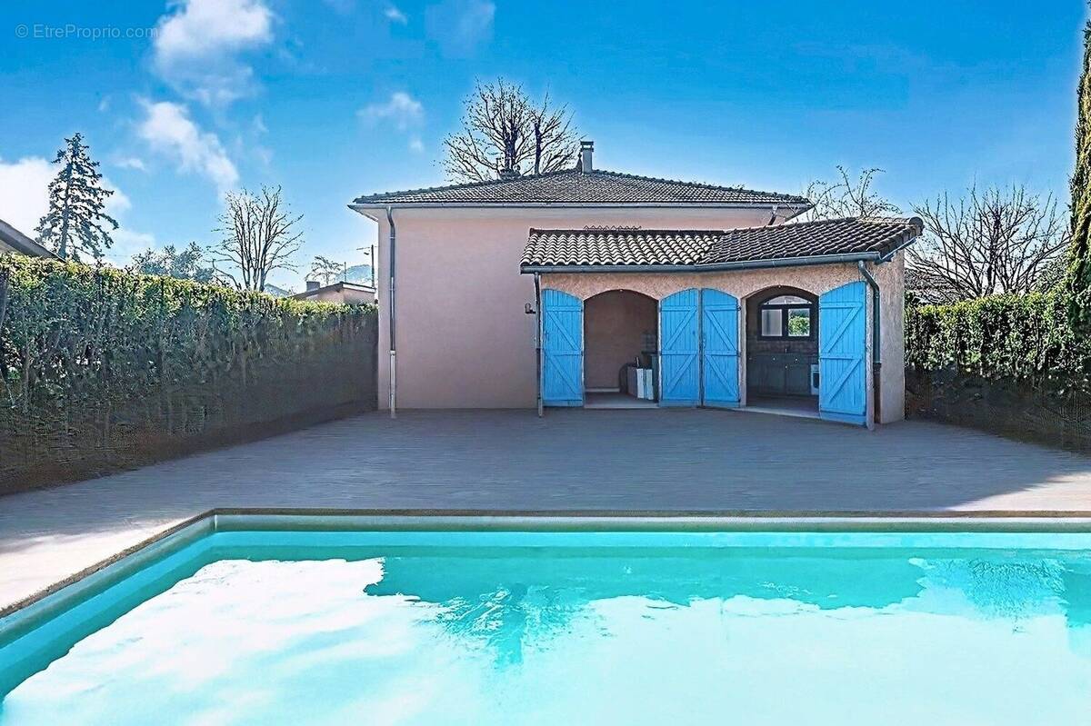 Maison à CHASSIEU
