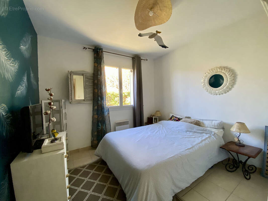 Maison à SAINTE-CECILE-LES-VIGNES