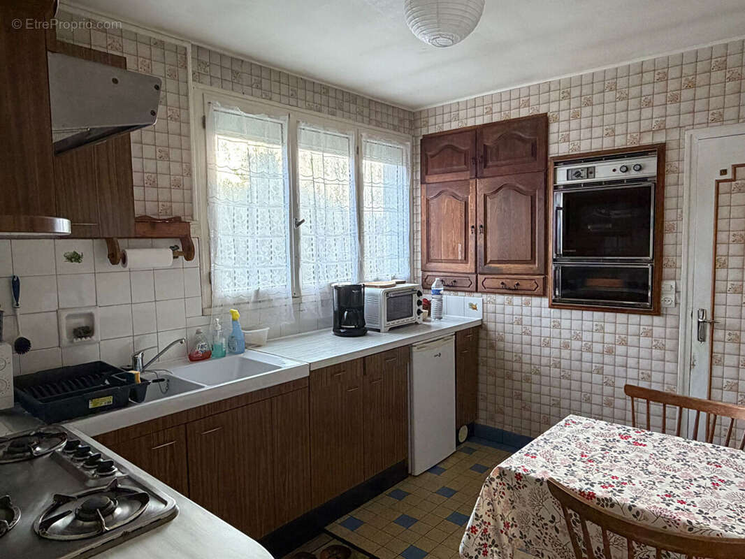 Maison La Londe 4 pièce(s) 63.8 m2 - photo 4