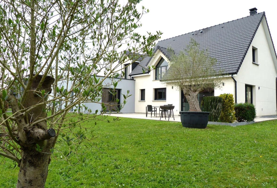 Maison à SAINT-PIERRE-DE-VARENGEVILLE