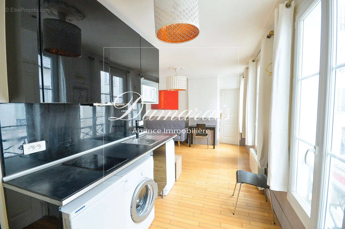 Appartement à PARIS-4E
