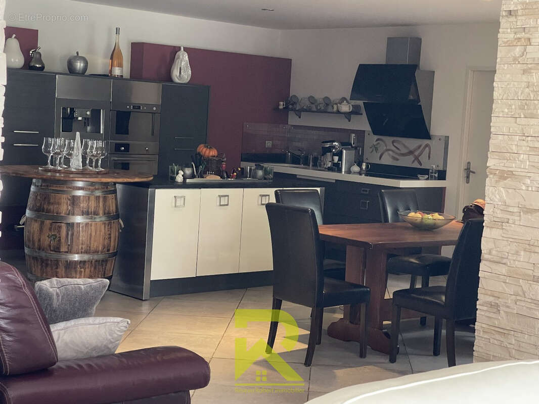 Maison à COLOMBIERS