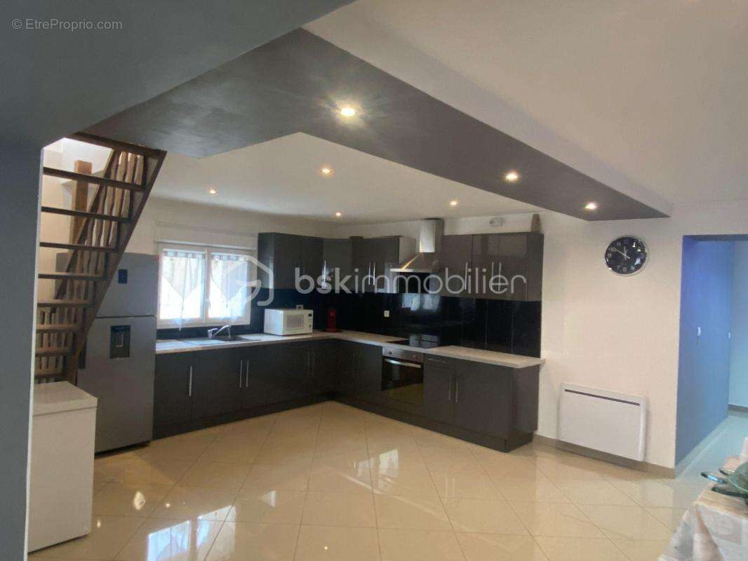 Maison à NANTEUIL-LES-MEAUX