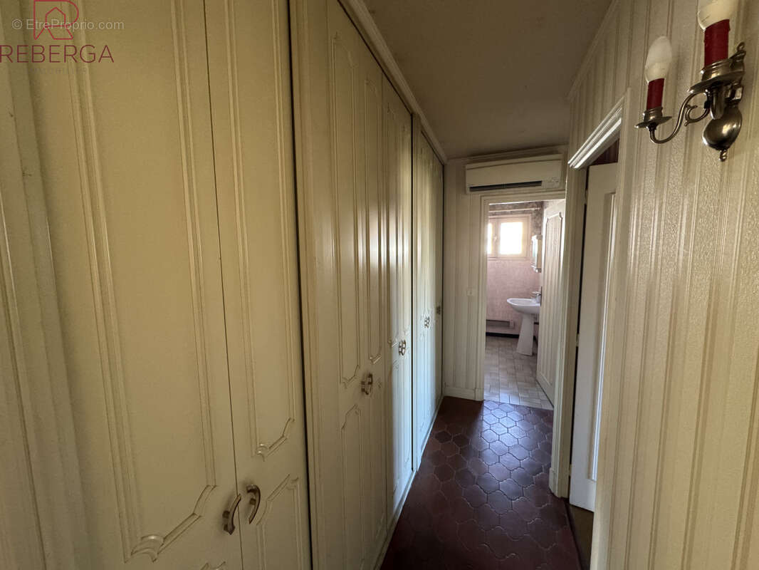 Maison à AUSSILLON