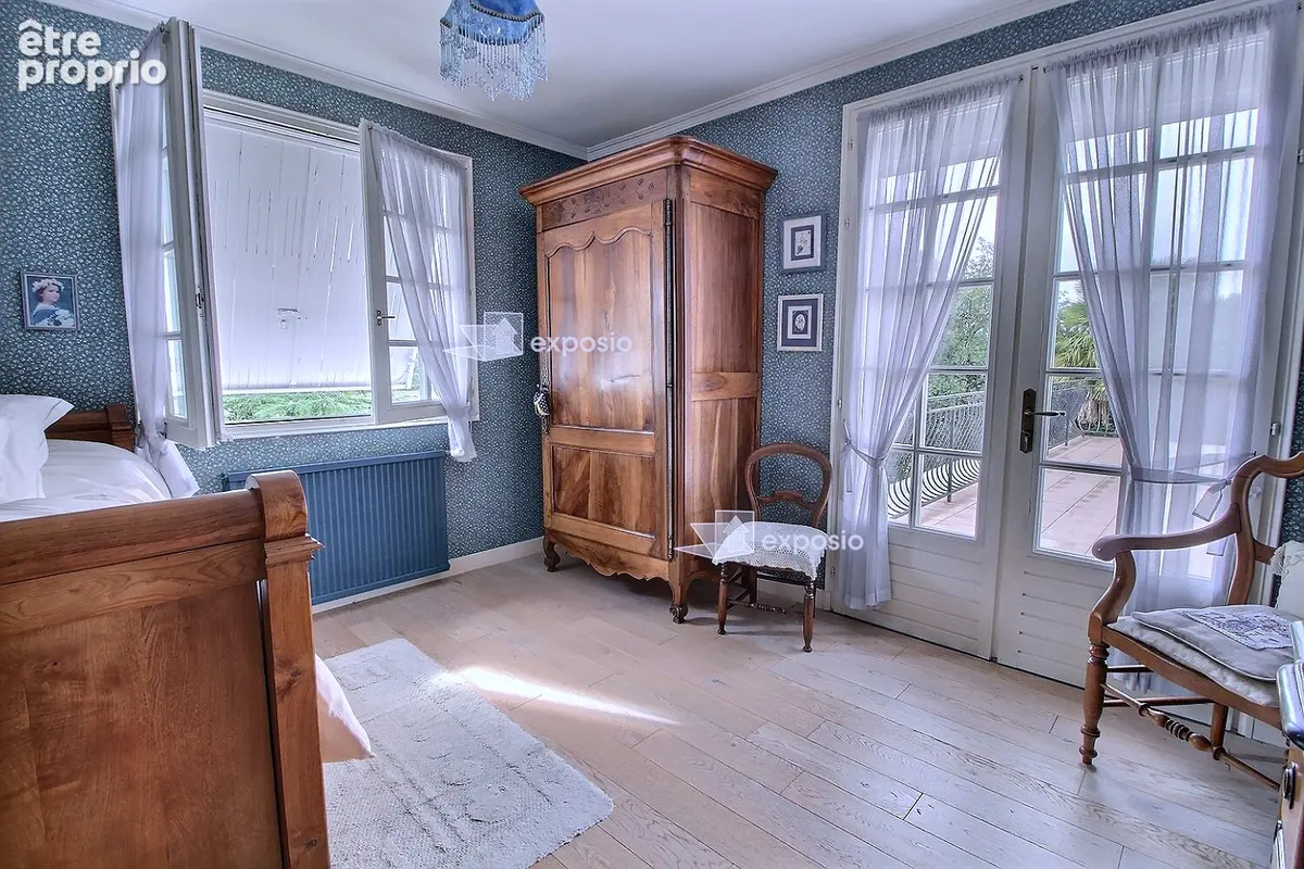 Maison familiale 240 m². Quartier SOUCHÉ .Impasse au calme - photo 5