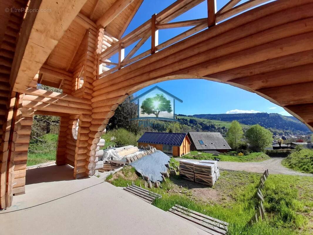 Maison à LA BOURBOULE