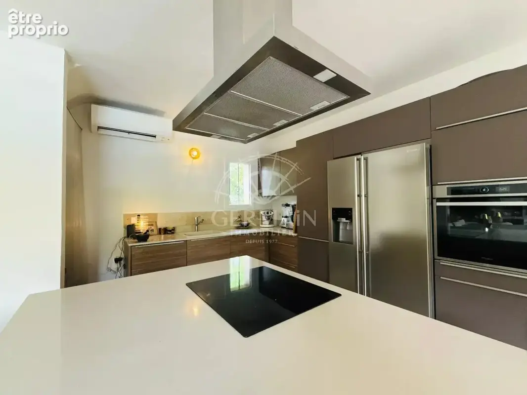 L'Isle-sur-la-Sorgue, à vendre, charmante maison de 105 m² avec piscine et deux garages sur un terrain clos de 1000 m². - photo 12
