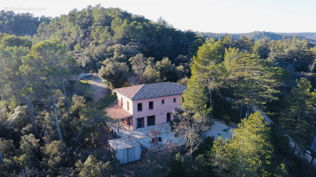 Photo Maison à Brignoles au prix de 850 000€