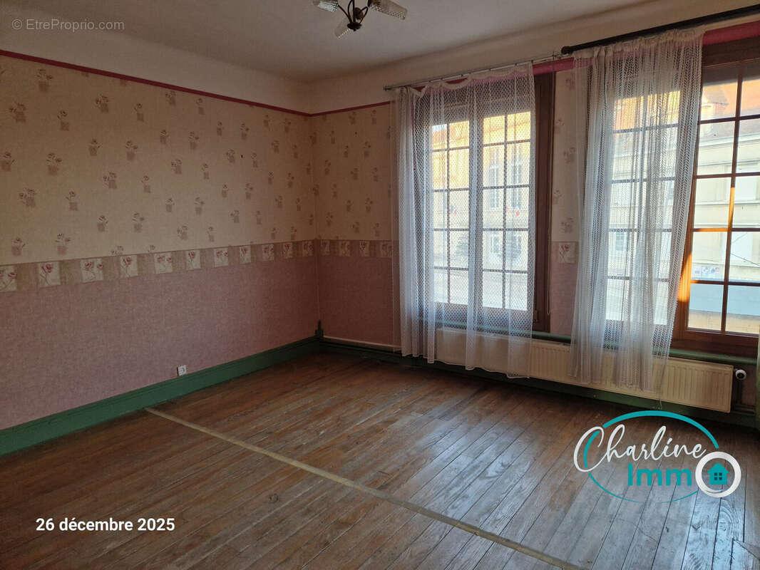 Maison à LONGPRE-LES-CORPS-SAINTS