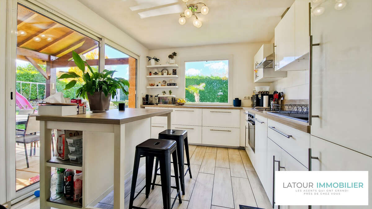 Maison à VILLEFONTAINE