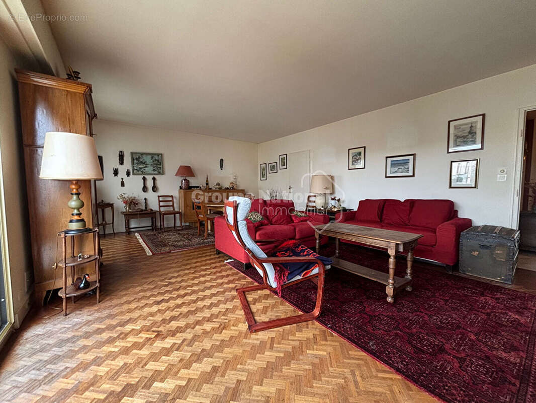 Appartement à VERSAILLES