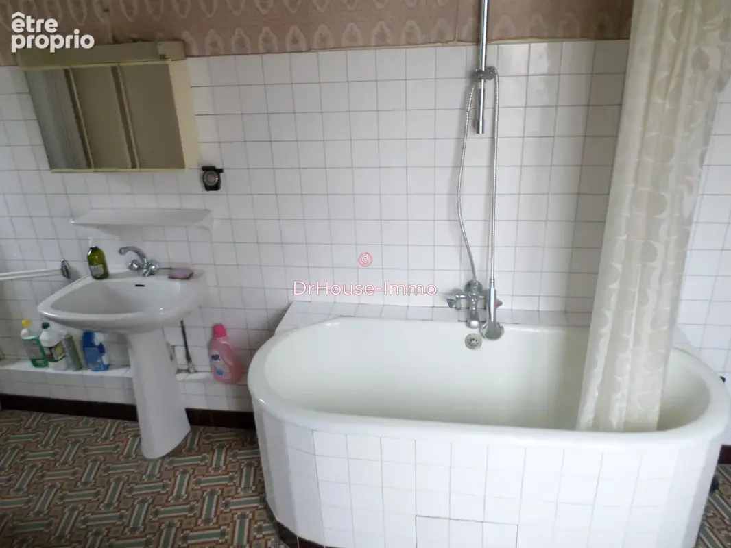 Maison 10 pièces 217 m² à vendre à Angouleme (16000) - photo 8