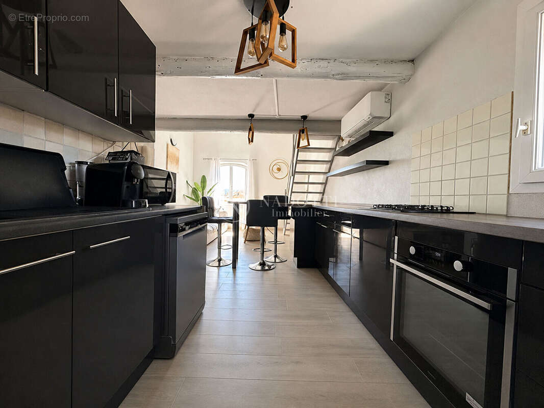 A VENDRE CADENET (84160) Appartement T3 avec stationnement et cave - photo 3