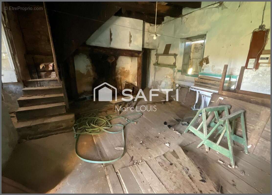 Maison 263 m² à Calviac-En-Perigord  - photo 3