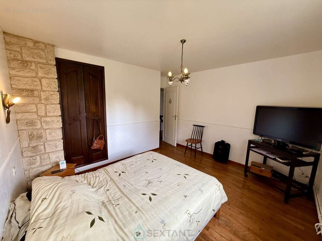 Maison à VILLERS-ECALLES