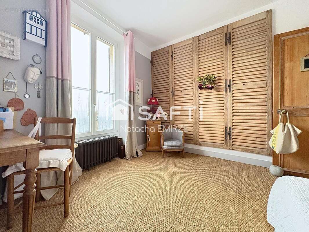 Photo 5 - Maison à LE MESNIL-LE-ROI